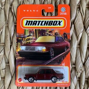 1986 Volvo 240 Sedan Matchbox Car Diecast Metal Toy Mattel MBX Metro 2024 New
